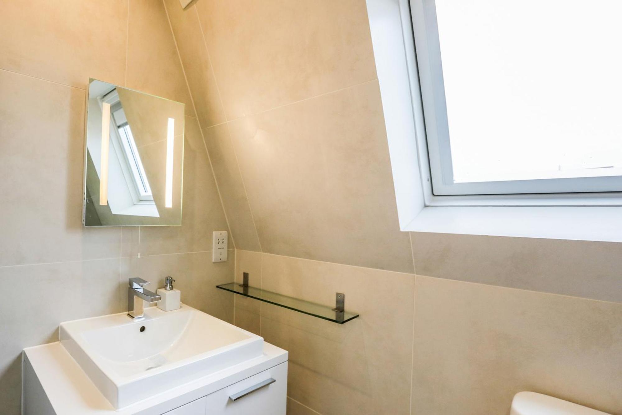 Madison Hill - White Hill House 5 - 3 Bedroom Flat Londra Esterno foto