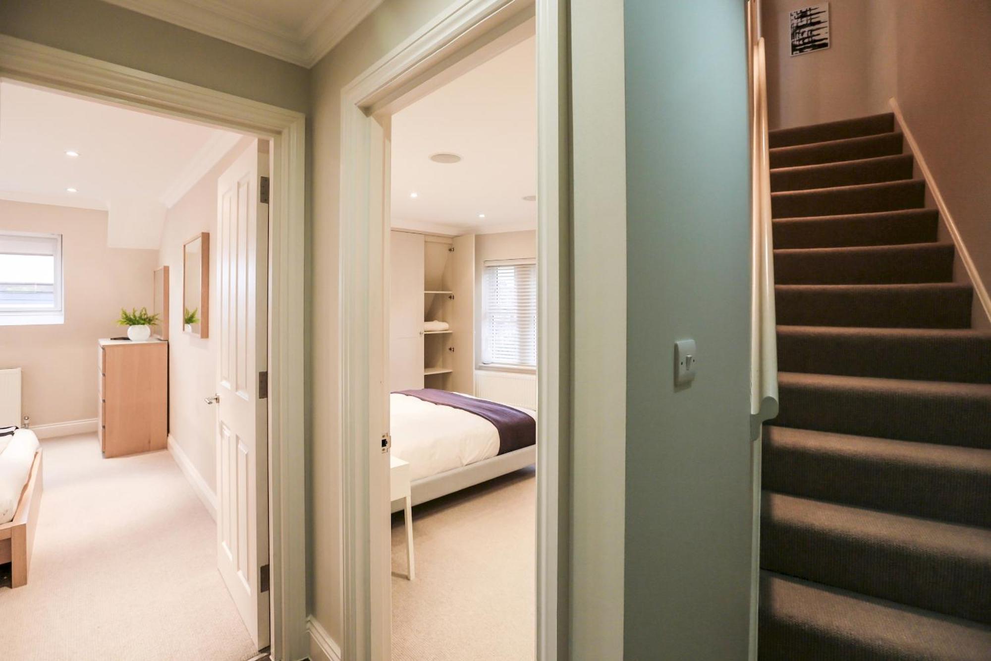 Madison Hill - White Hill House 5 - 3 Bedroom Flat Londra Esterno foto